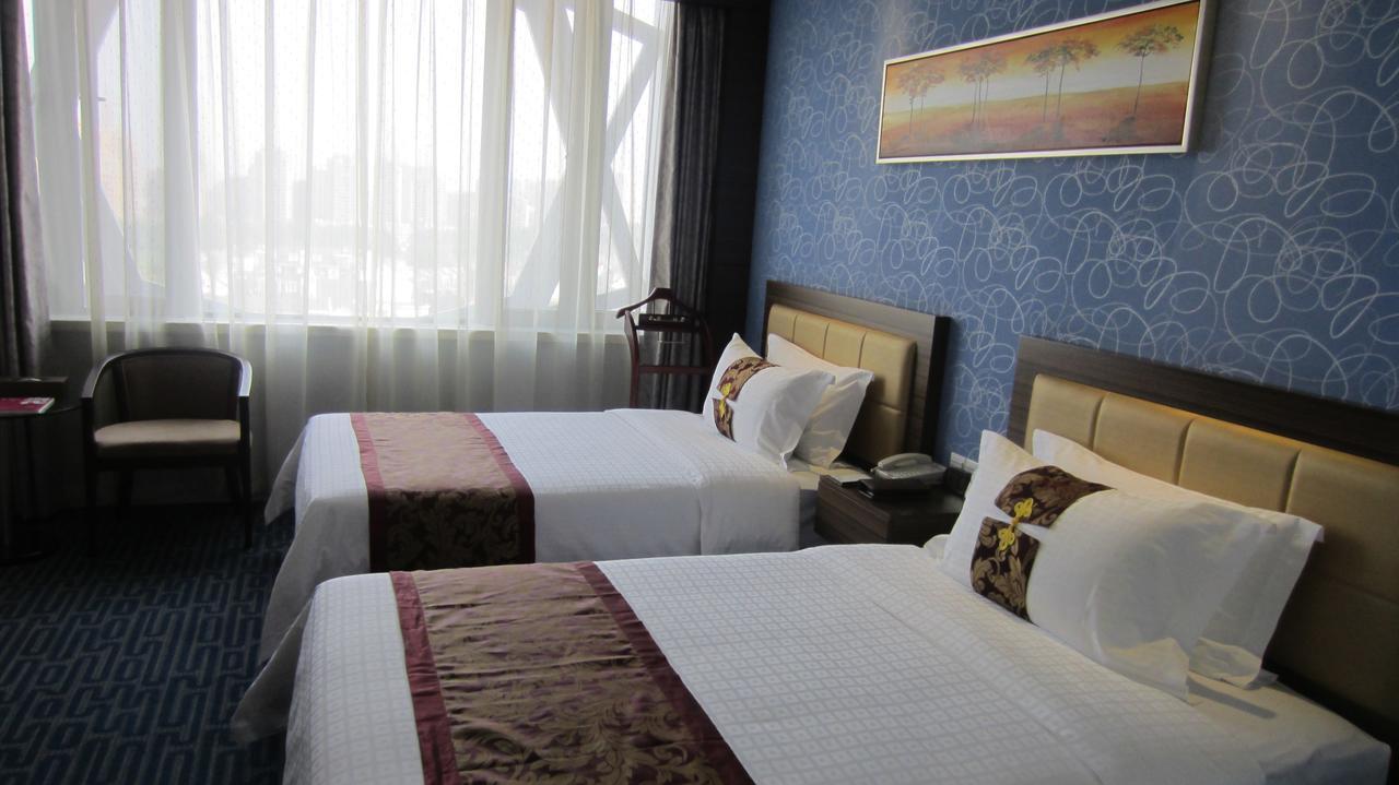 Wuhan New Beacon Jinyinhu International Hotel エクステリア 写真